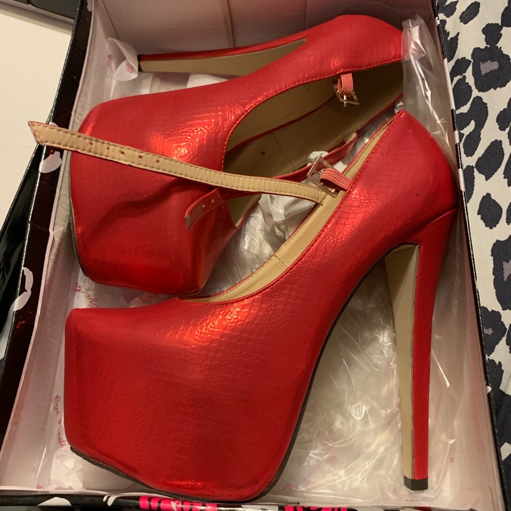 6 inch red heels